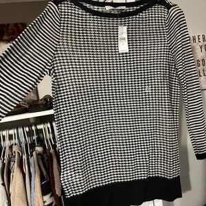 Ann Taylor Black and White Patterned Sweater